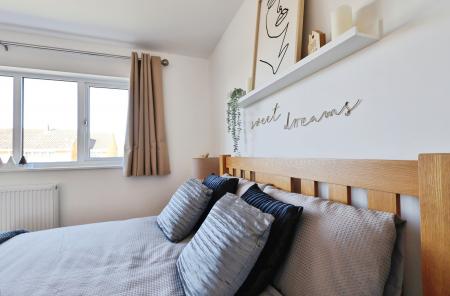 2 bedroom Semi-detached house for sale in Manor Close, Langford