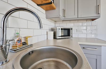 2 bedroom Semi-detached house for sale in Manor Close, Langford