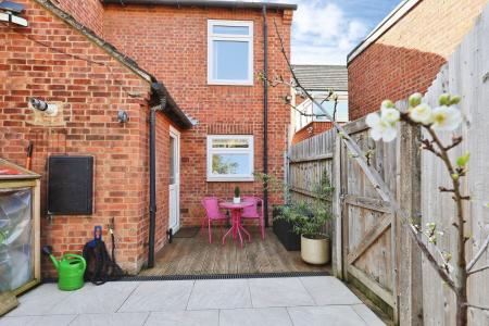2 bedroom Semi-detached house for sale in Verulam Road, Hitchin