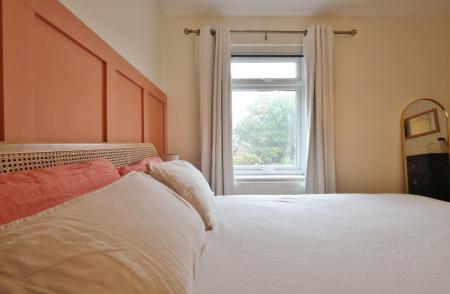 2 bedroom Semi-detached house for sale in Verulam Road, Hitchin