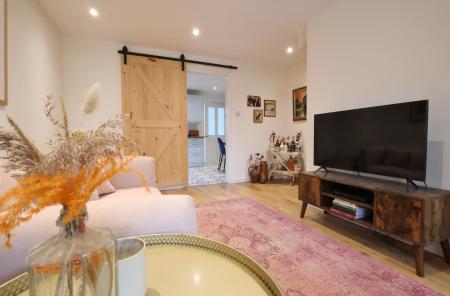 2 bedroom Semi-detached house for sale in Verulam Road, Hitchin