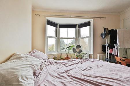 1 bedroom Flat for sale in Stevenage Road, Hitchin