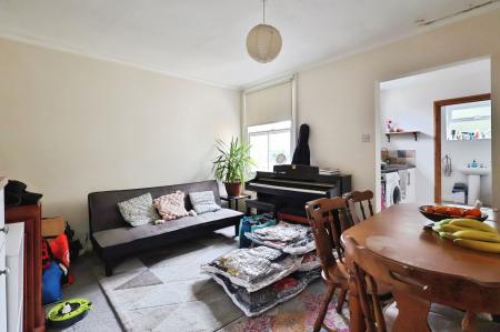 1 bedroom Flat for sale in Stevenage Road, Hitchin