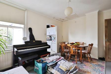 1 bedroom Flat for sale in Stevenage Road, Hitchin