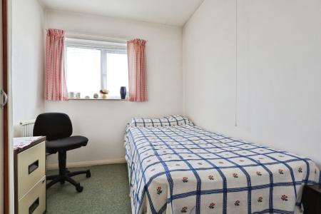 3 bedroom Semi-detached house for sale in Wellingham Avenue, Hitchin