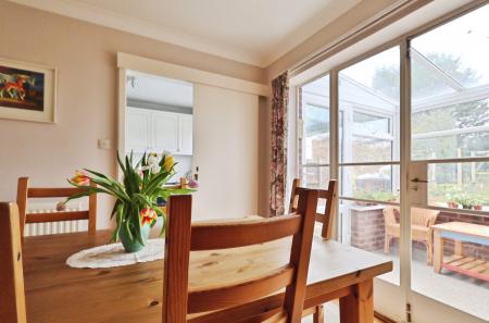 3 bedroom Semi-detached house for sale in Wellingham Avenue, Hitchin