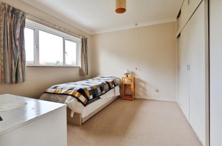 3 bedroom Semi-detached house for sale in Wellingham Avenue, Hitchin