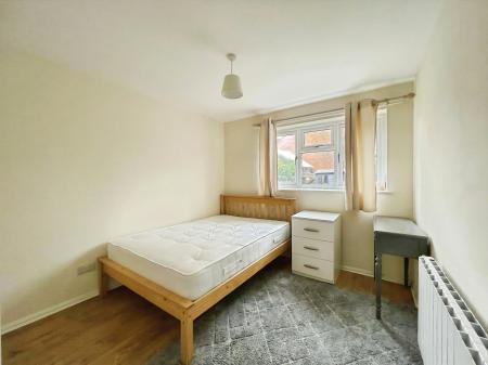 1 bedroom Ground floor maisonette to let in Fells Close, Hitchin, SG5