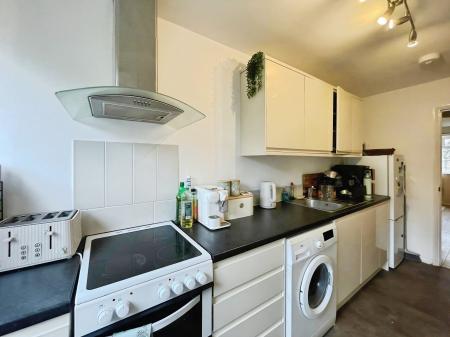 1 bedroom Ground floor maisonette to let in Fells Close, Hitchin, SG5