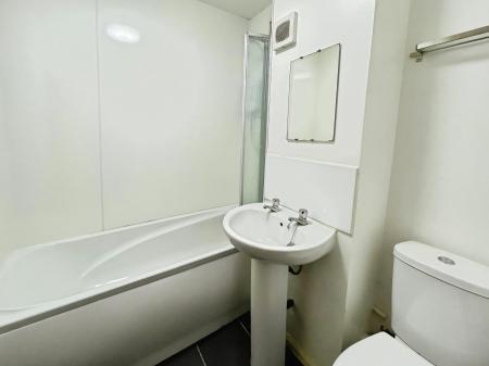 1 bedroom Ground floor maisonette to let in Fells Close, Hitchin, SG5