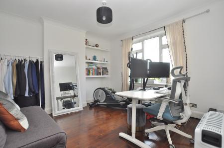 3 bedroom Semi-detached house for sale in Cambridge Road, Hitchin