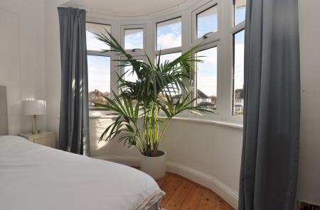 3 bedroom Semi-detached house for sale in Cambridge Road, Hitchin