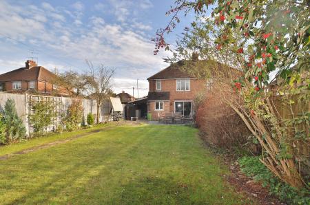 3 bedroom Semi-detached house for sale in Cambridge Road, Hitchin
