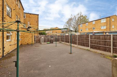 1 bedroom Flat for sale in Yarmouth Road, Stevenage
