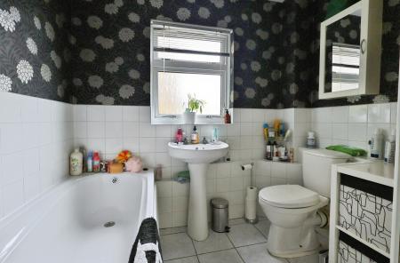 1 bedroom Flat for sale in Yarmouth Road, Stevenage