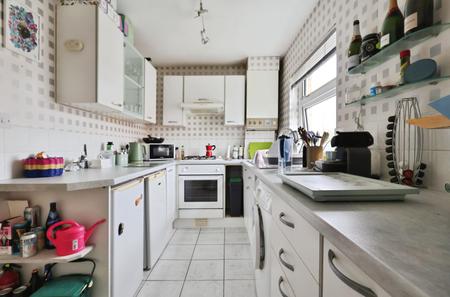1 bedroom Flat for sale in Yarmouth Road, Stevenage