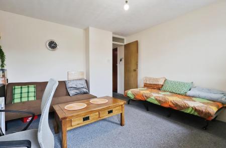 1 bedroom Flat for sale in Sanderling Close, Letchworth