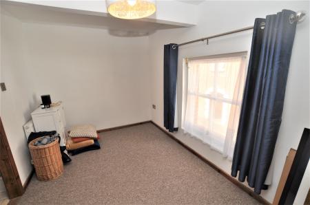 2 bedroom Terraced House to let in Pond Lane, Baldock, SG7