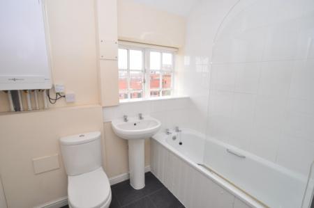 1 bedroom Flat to let in Eastcheap, Letchworth Garden City, SG6