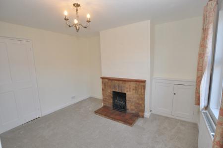 2 bedroom Cottage to let in High Street, Meppershall, SG17
