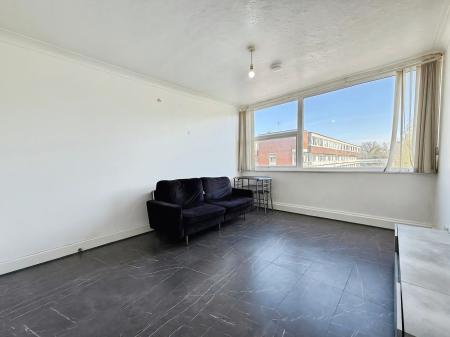 1 bedroom Flat to let in Hollow Lane, Hitchin, SG4