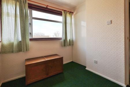 4 bedroom Semi-detached house for sale in Briars Lane, Hatfield