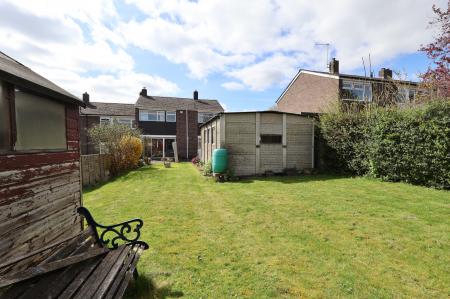 4 bedroom Semi-detached house for sale in Briars Lane, Hatfield