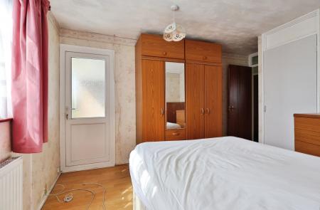 4 bedroom Semi-detached house for sale in Briars Lane, Hatfield