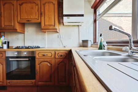 4 bedroom Semi-detached house for sale in Briars Lane, Hatfield