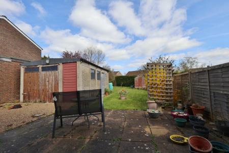 4 bedroom Semi-detached house for sale in Briars Lane, Hatfield