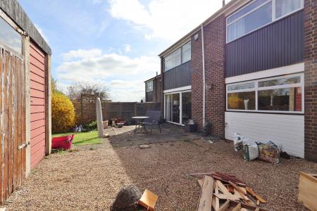 4 bedroom Semi-detached house for sale in Briars Lane, Hatfield