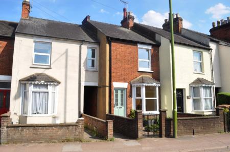 3 bedroom Terraced House to let in Grove Road, Hitchin, SG5