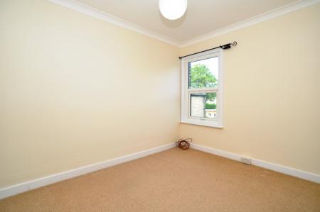 3 bedroom Terraced House to let in Grove Road, Hitchin, SG5