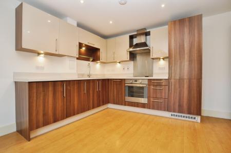 2 bedroom Flat to let in Coopers Yard, Hitchin, SG5