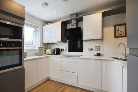 1 bedroom Flat for sale in The Foundry, Cooks Way, Hitchin
