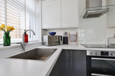 3 bedroom Semi-detached house for sale in Gainsford Crescent, Hitchin