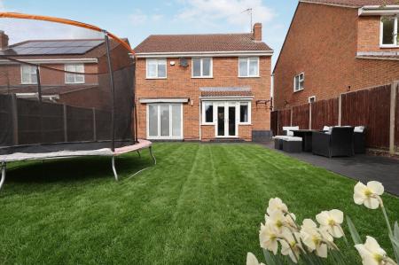 4 bedroom Detached house for sale in Webb Close, Letchworth