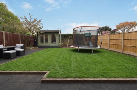 4 bedroom Detached house for sale in Webb Close, Letchworth