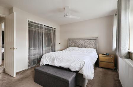 4 bedroom Detached house for sale in Webb Close, Letchworth