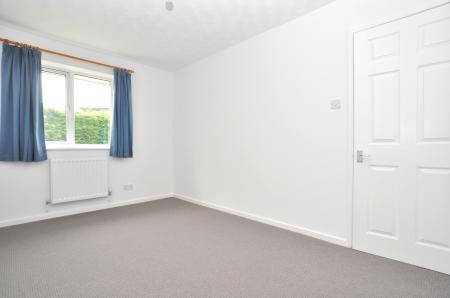 3 bedroom Semi-detached house to let in Keller Close, Stevenage, SG2