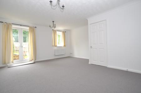 3 bedroom Semi-detached house to let in Keller Close, Stevenage, SG2