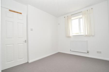 3 bedroom Semi-detached house to let in Keller Close, Stevenage, SG2