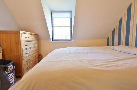 1 bedroom Flat for sale in Watersmeet, Hitchin