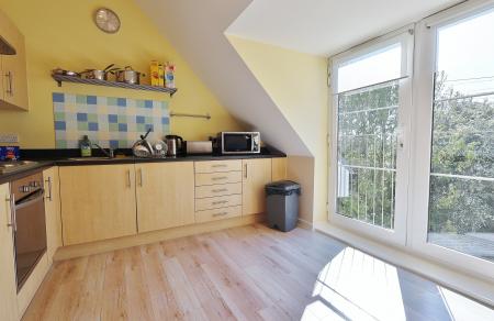 1 bedroom Flat for sale in Watersmeet, Hitchin