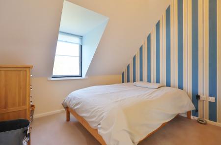 1 bedroom Flat for sale in Watersmeet, Hitchin