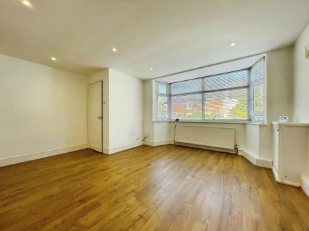 1 bedroom Maisonette to let in Nightingale Road, Hitchin, SG5