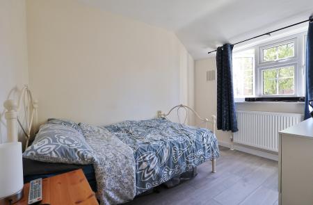 3 bedroom Terraced House for sale in Hall Mead, Letchworth