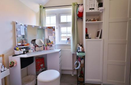 3 bedroom Terraced House for sale in Hall Mead, Letchworth