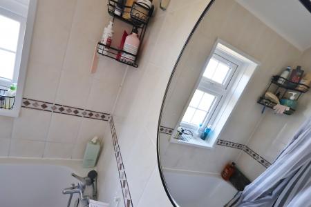 3 bedroom Terraced House for sale in Hall Mead, Letchworth