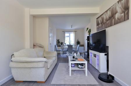 3 bedroom Terraced House for sale in Hall Mead, Letchworth